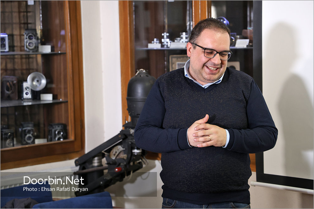 مستند نخستين پرواز بر فراز ايران اثر والتر ميتل هولتزر با حضور‭ ‬كيانوش‭ ‬معقتدي