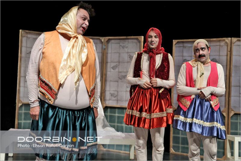 نمایش طوروپِ طرب