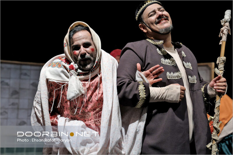 نمایش طوروپِ طرب